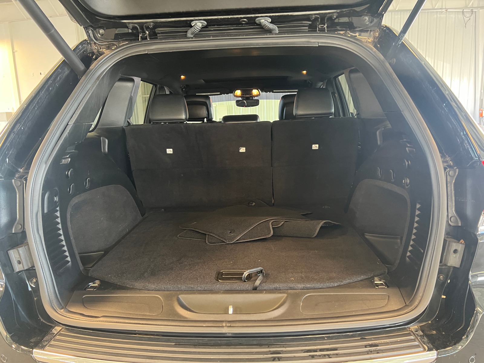 Thumbnail: 2021 Jeep Grand Cherokee - 6