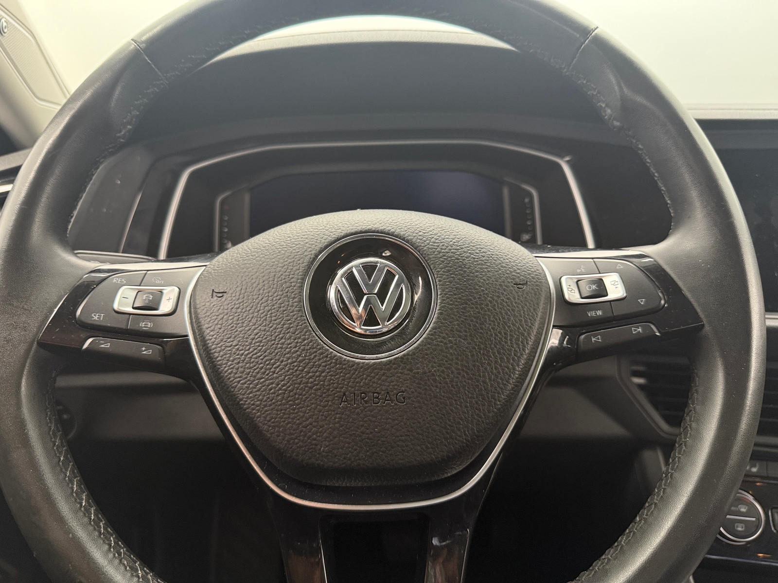 Thumbnail: 2020 Volkswagen Jetta - 4