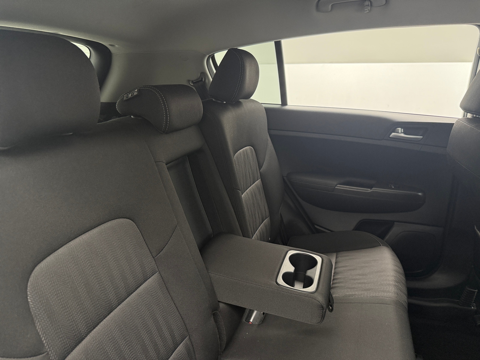 Thumbnail: 2021 Kia Sportage - 6
