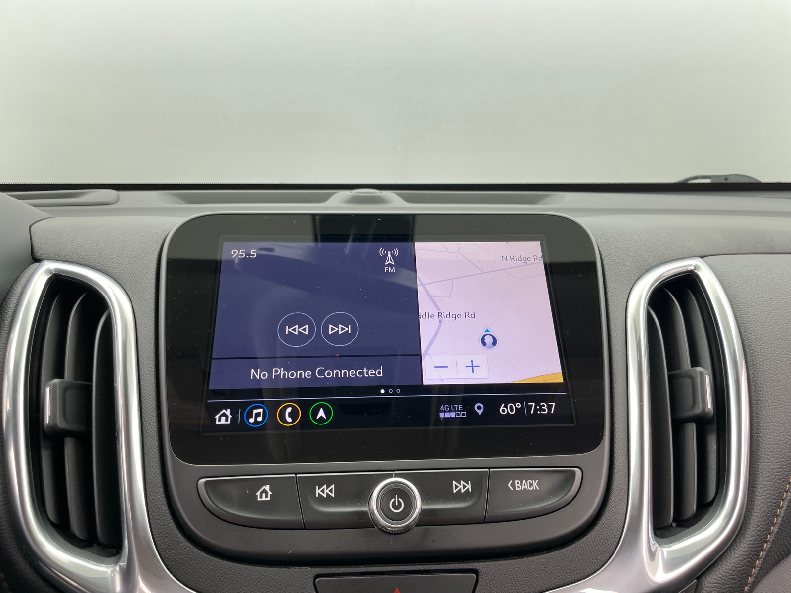 Thumbnail: 2020 Chevrolet Equinox - 3