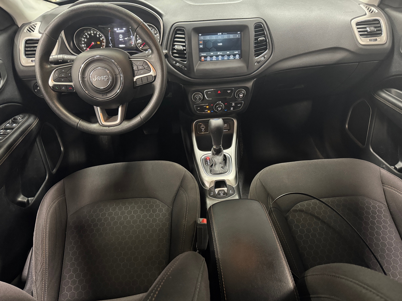 Thumbnail: 2020 Jeep Compass - 3