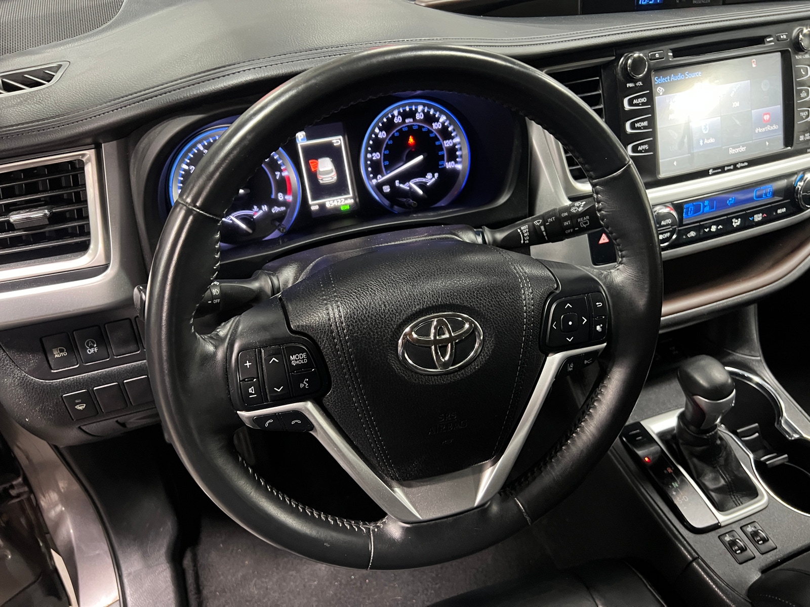 Thumbnail: 2018 Toyota Highlander - 4
