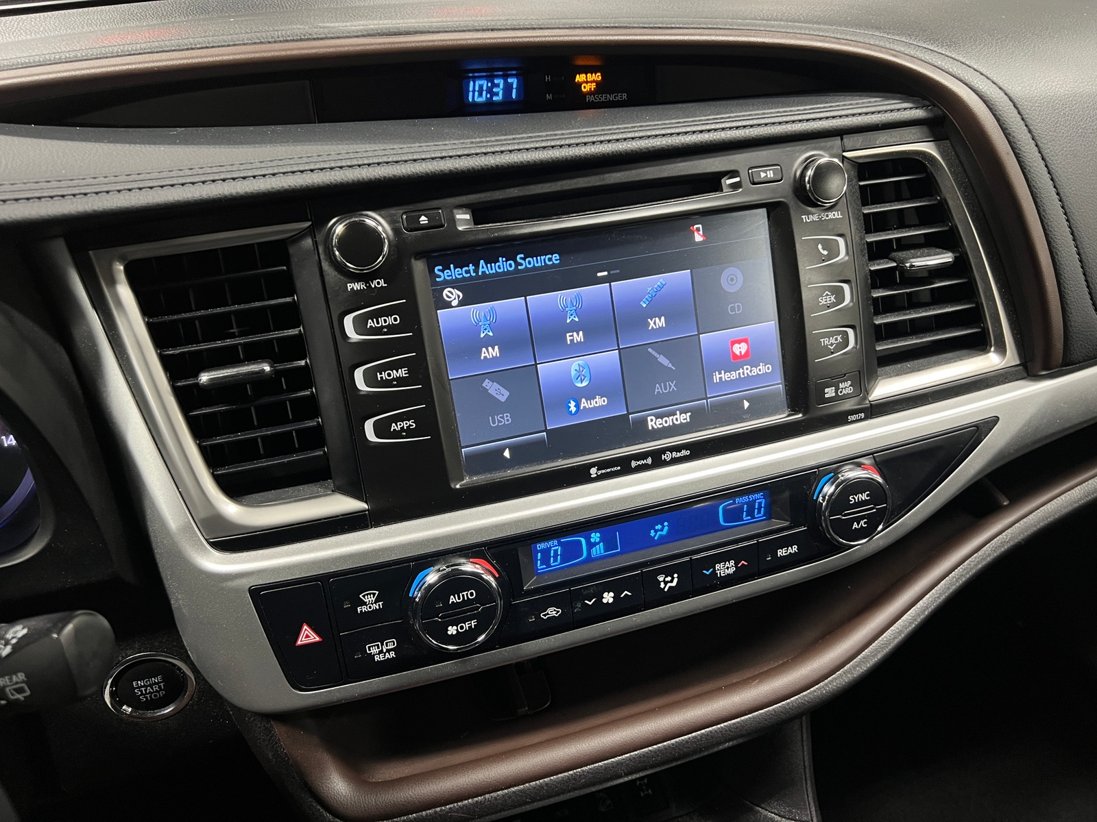Thumbnail: 2018 Toyota Highlander - 3