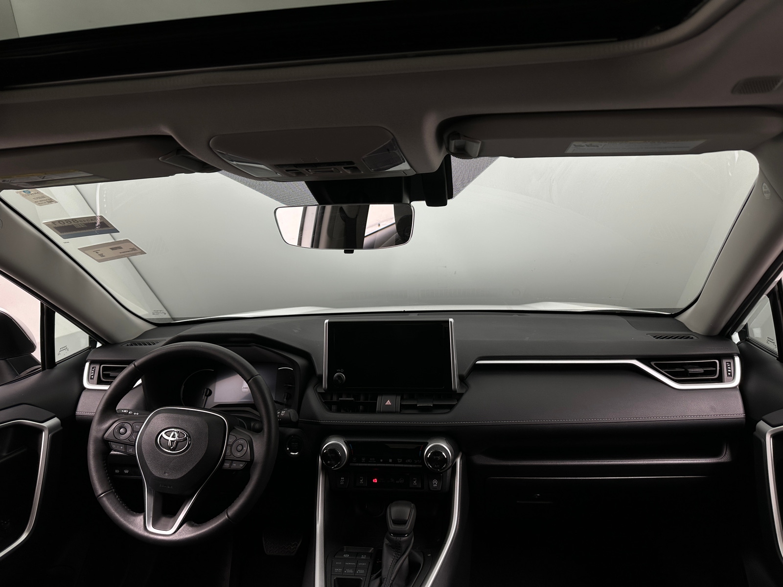 Thumbnail: 2023 Toyota RAV4 - 3
