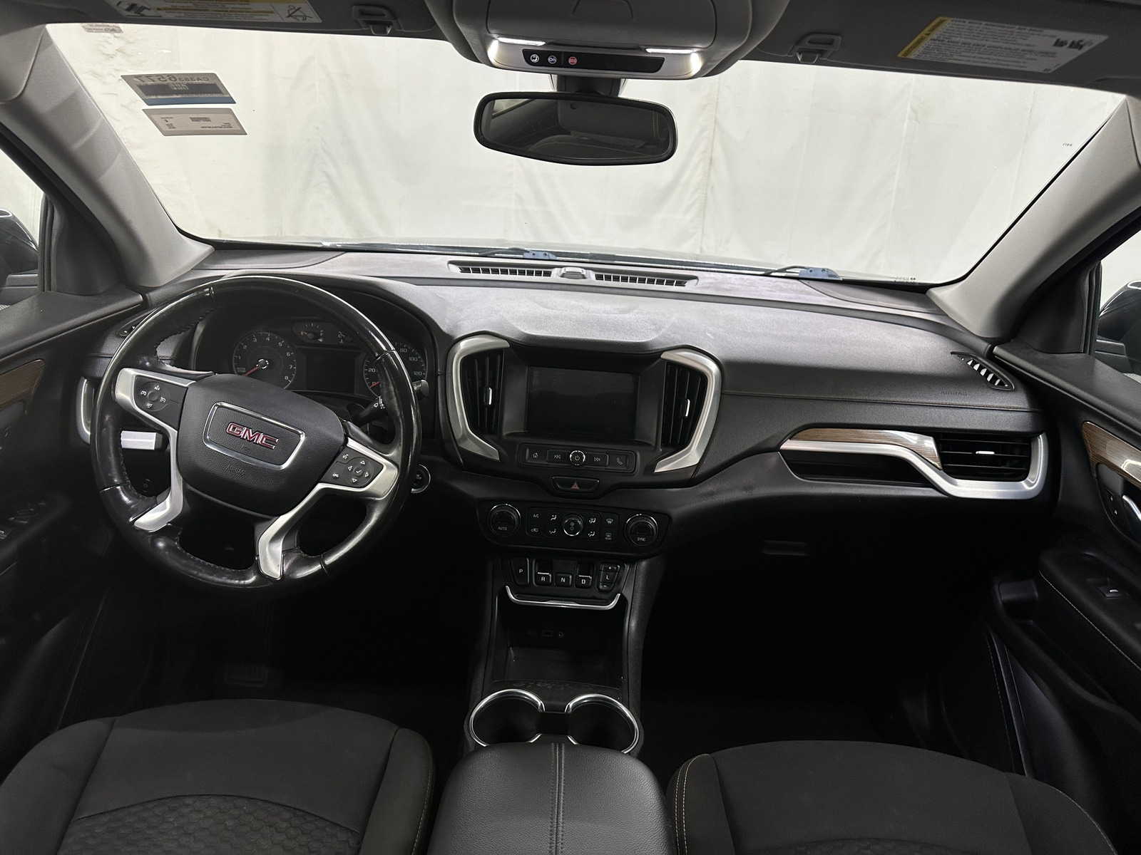 Thumbnail: 2018 GMC Terrain - 3