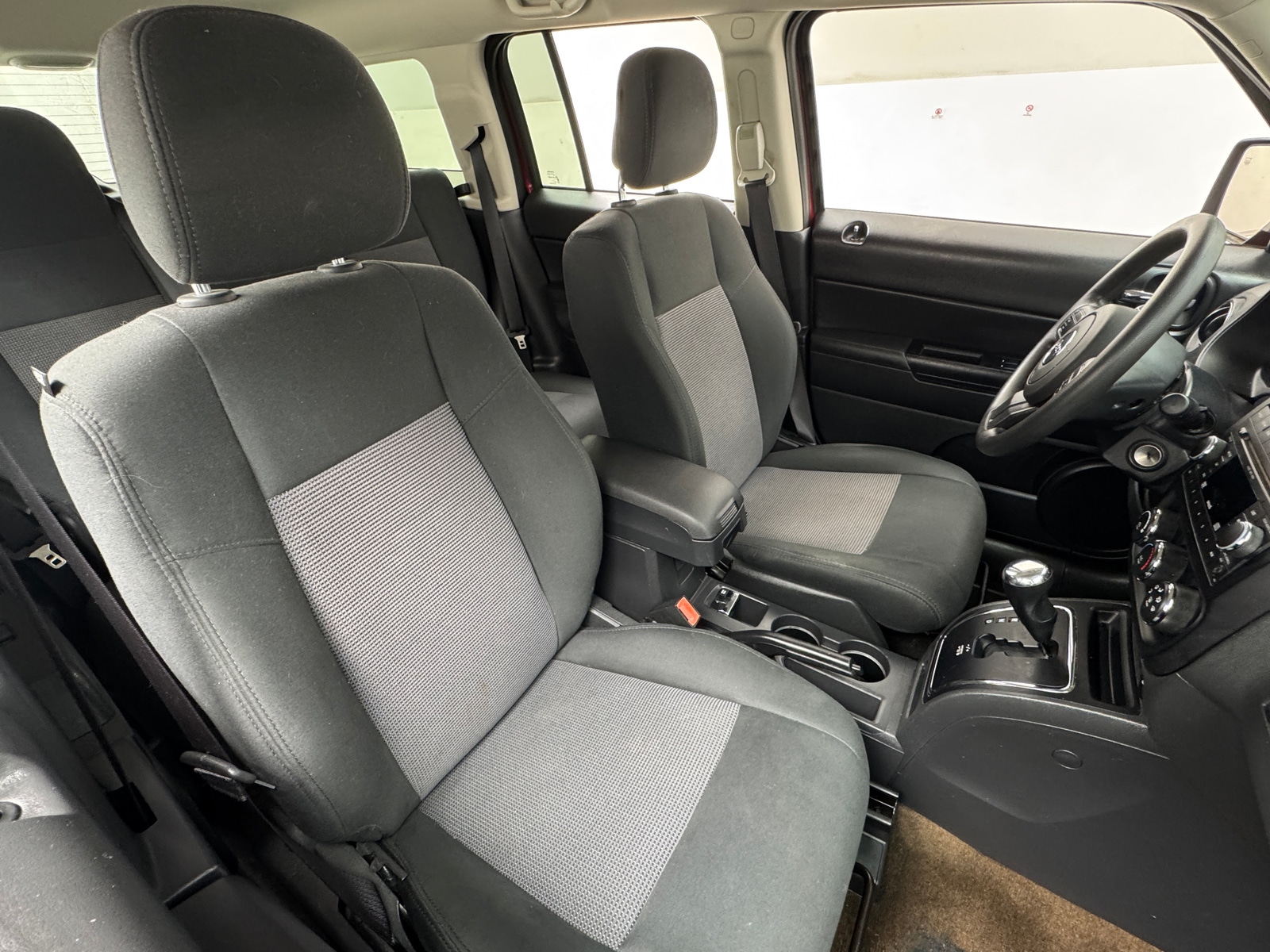 Thumbnail: 2014 Jeep Patriot - 2