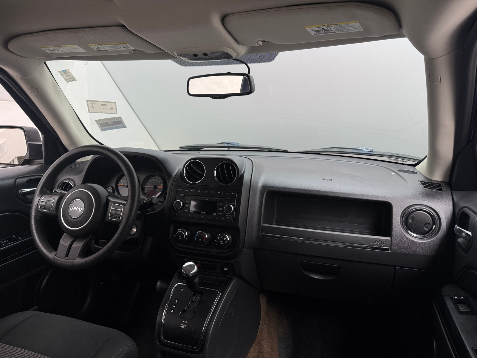 Thumbnail: 2014 Jeep Patriot - 3