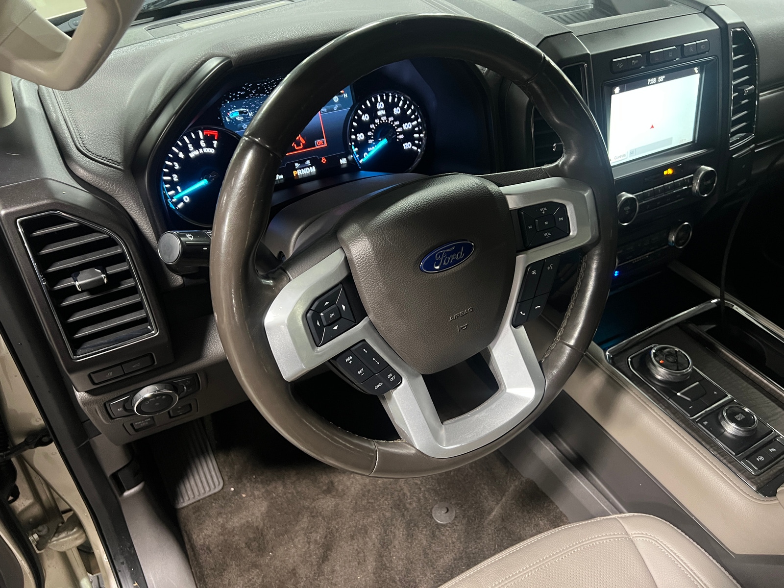 Thumbnail: 2018 Ford Expedition - 4