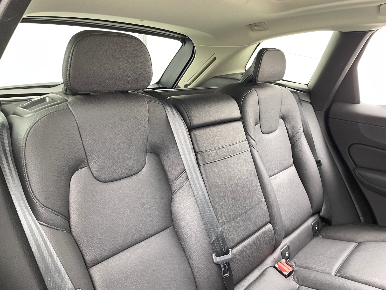Thumbnail: 2021 Volvo XC60 - 5