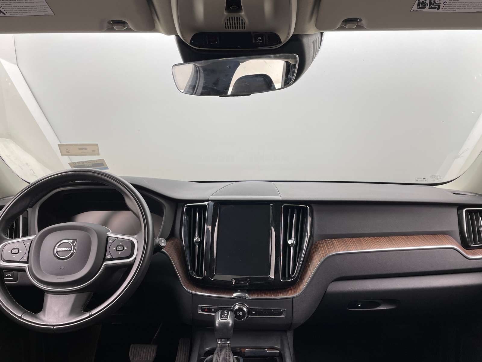 Thumbnail: 2021 Volvo XC60 - 2