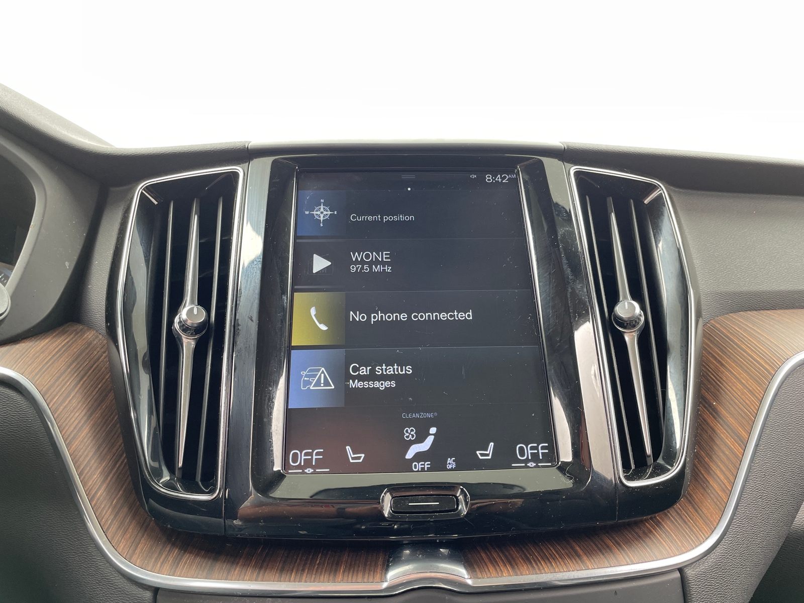 Thumbnail: 2021 Volvo XC60 - 3