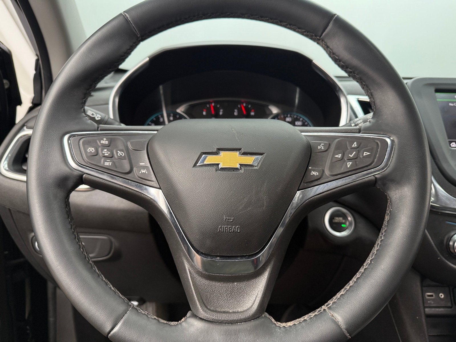 Thumbnail: 2023 Chevrolet Equinox - 5