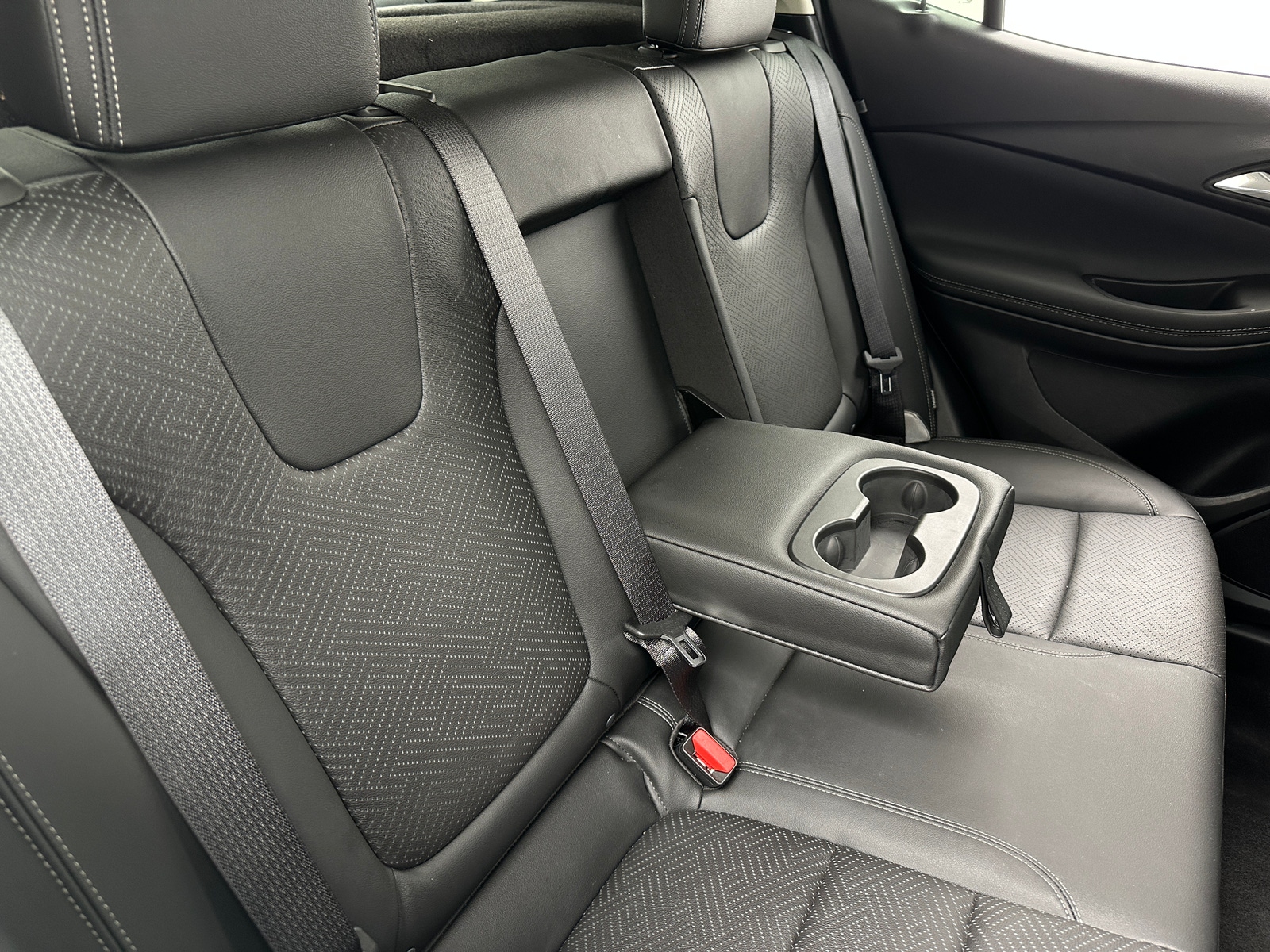 Thumbnail: 2021 Buick Encore GX - 6