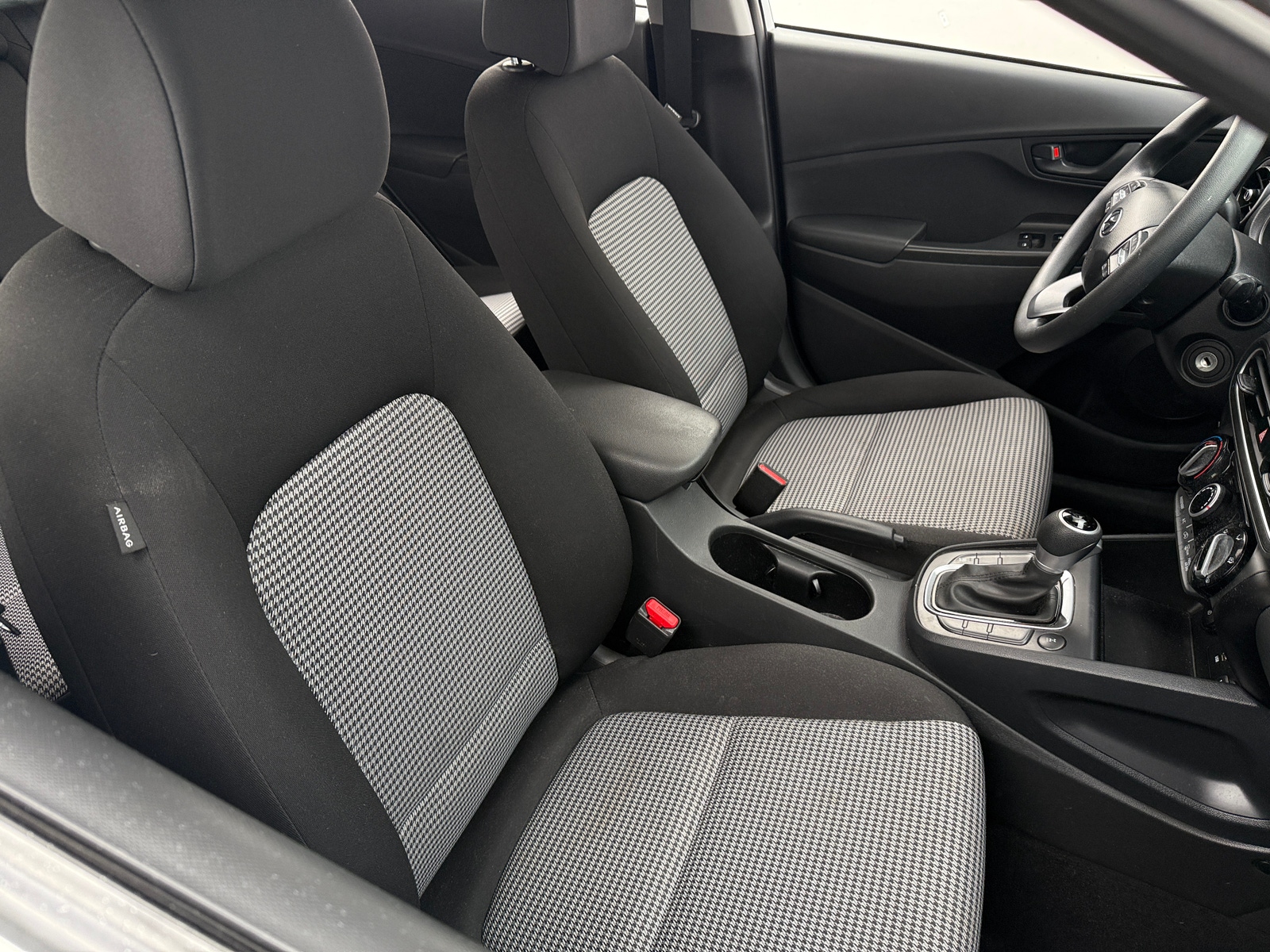 Thumbnail: 2023 Hyundai Kona - 2
