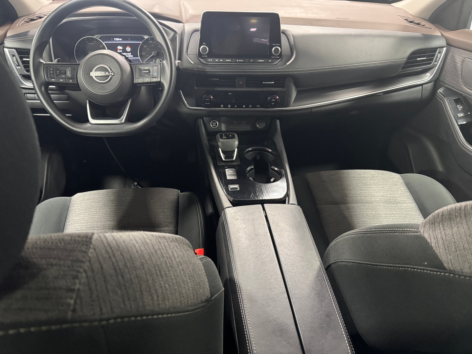Thumbnail: 2023 Nissan Rogue - 3
