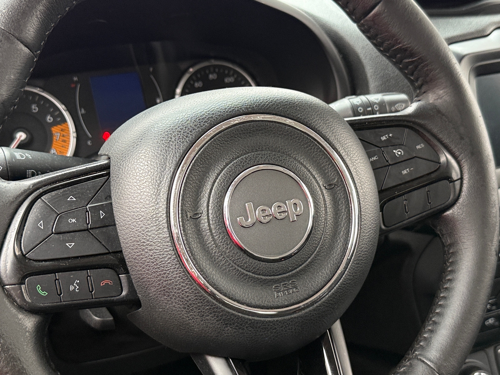 Thumbnail: 2019 Jeep Renegade - 5