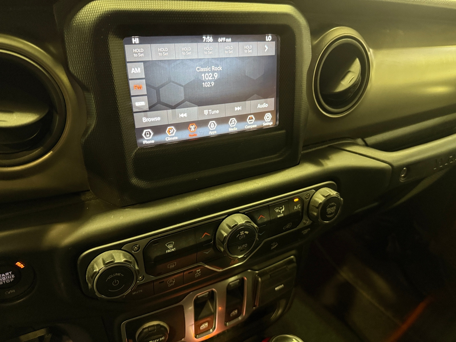 Thumbnail: 2018 Jeep Wrangler - 4
