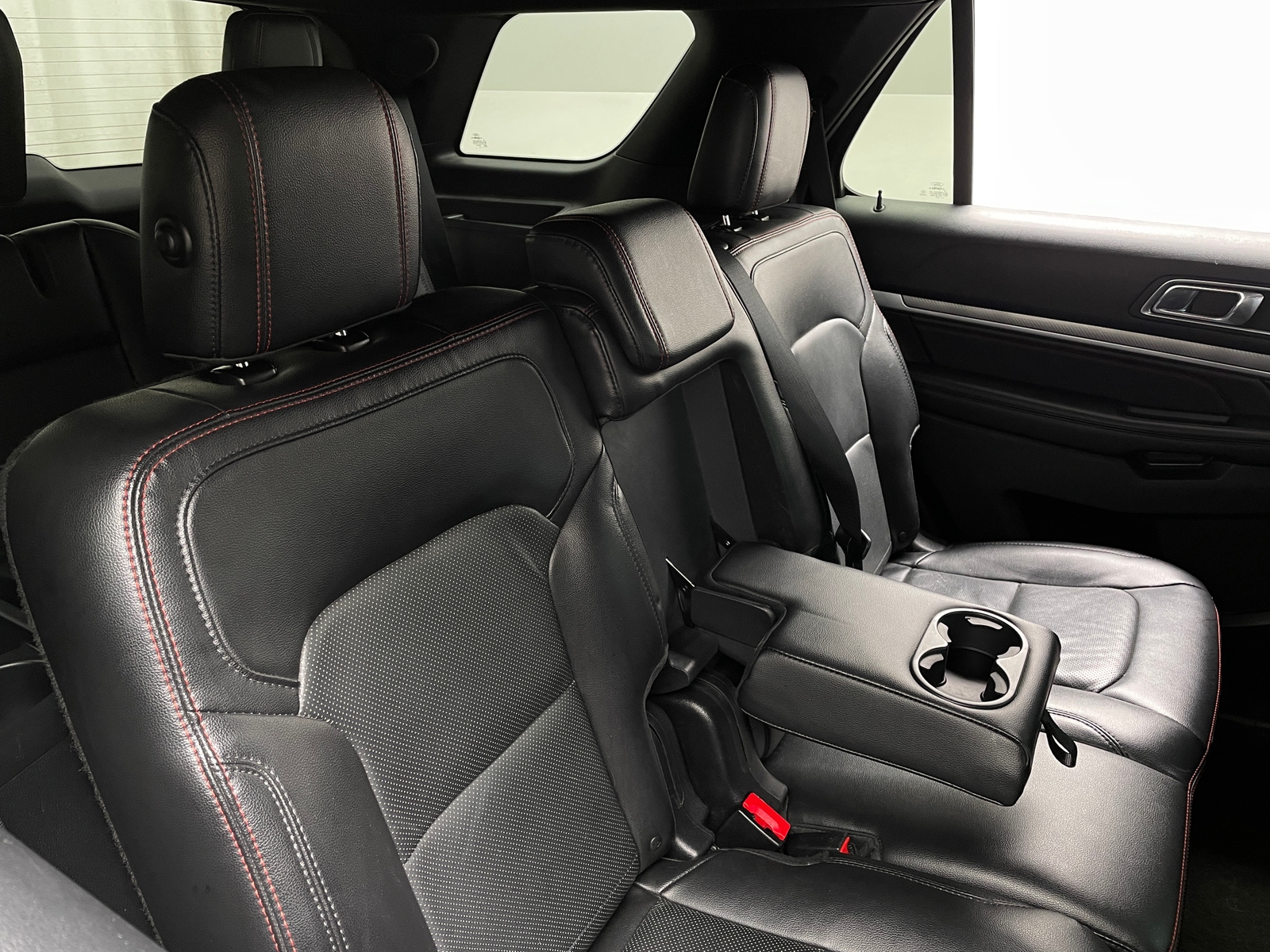 Thumbnail: 2017 Ford Explorer - 5