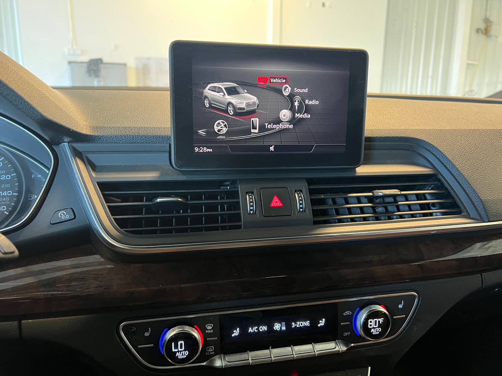 Thumbnail: 2020 Audi Q5 - 3
