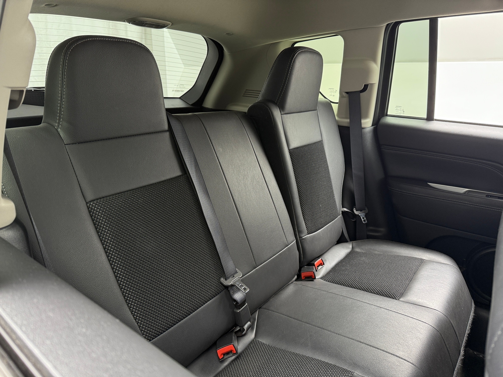 Thumbnail: 2016 Jeep Compass - 6