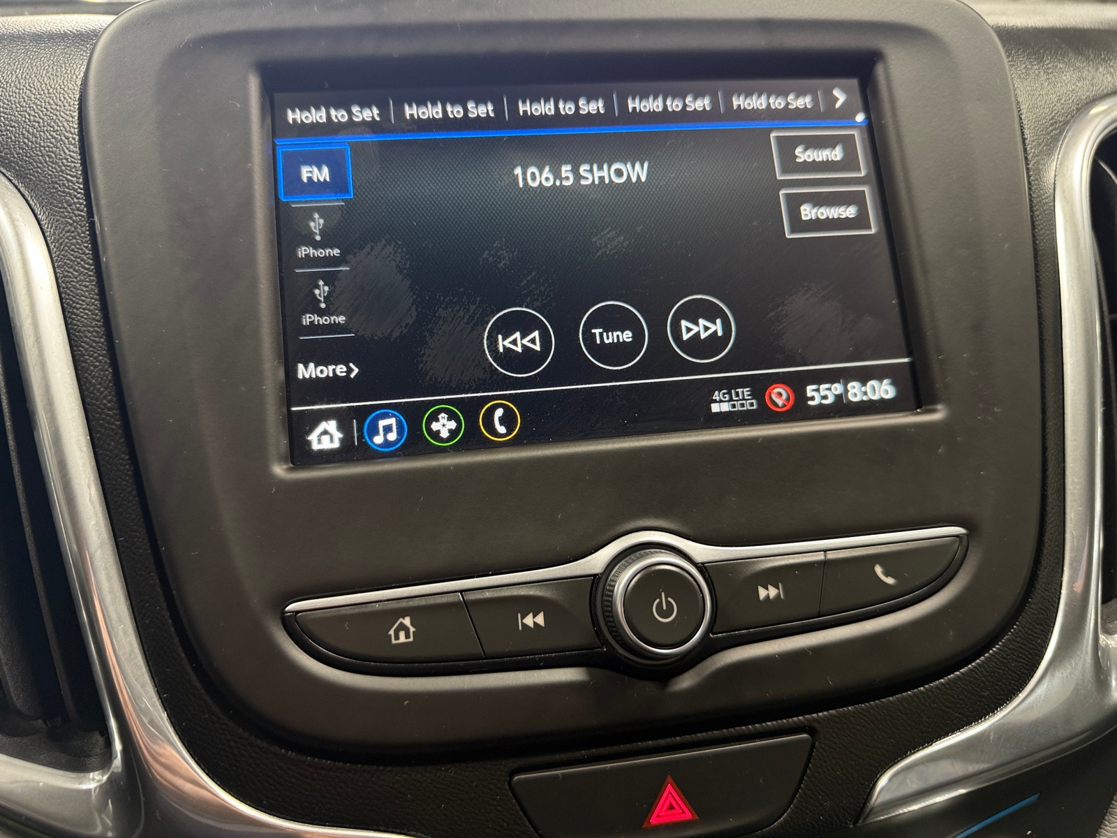 Thumbnail: 2019 Chevrolet Equinox - 4