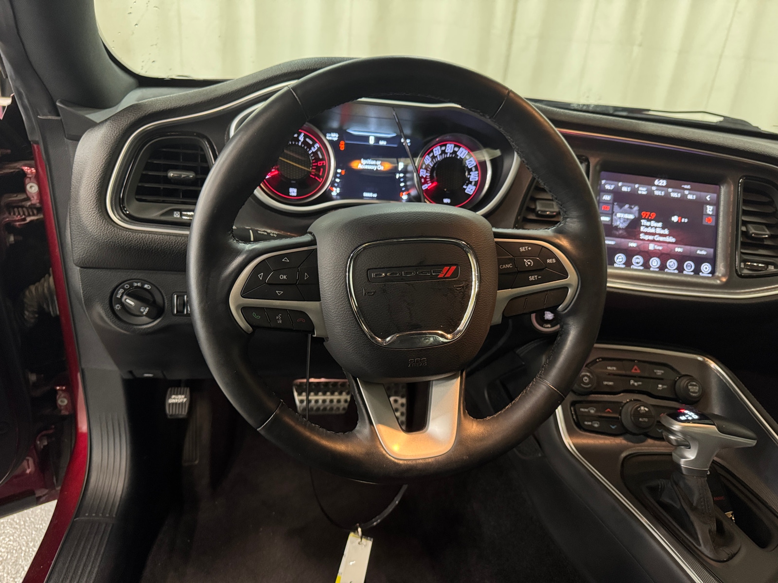 Thumbnail: 2017 Dodge Challenger - 3