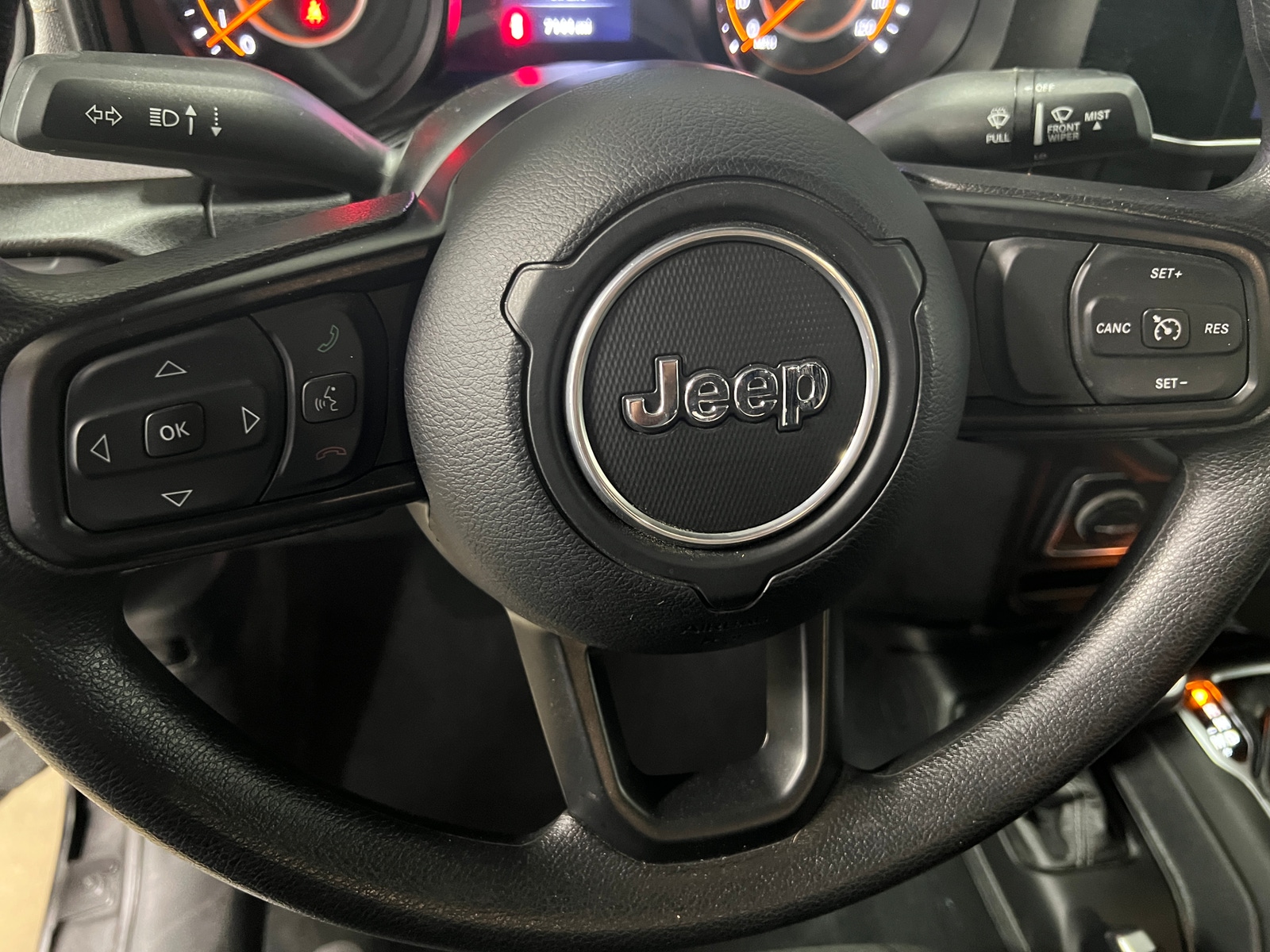 Thumbnail: 2024 Jeep Wrangler - 5