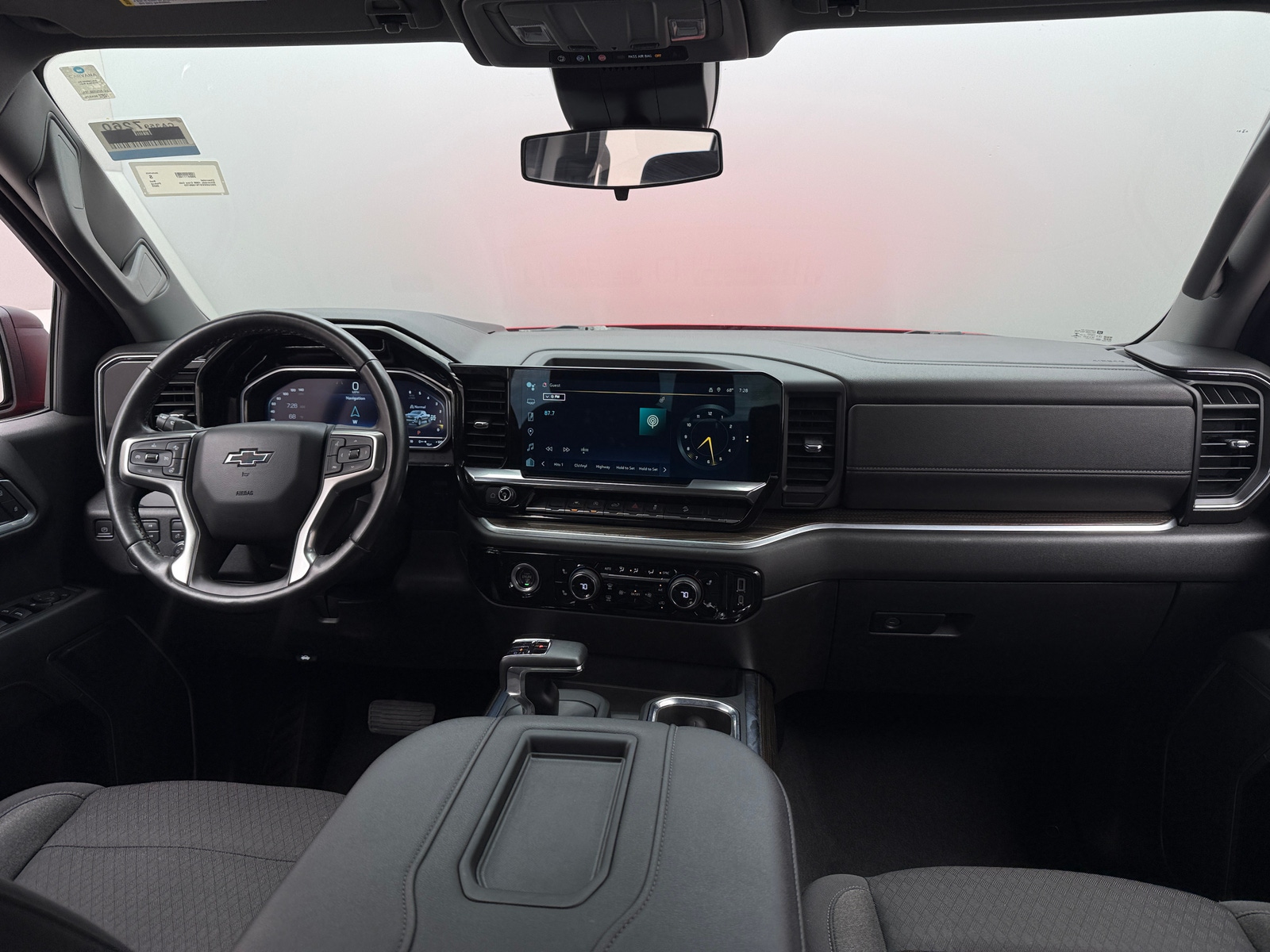 Thumbnail: 2022 Chevrolet Silverado 1500 - 3