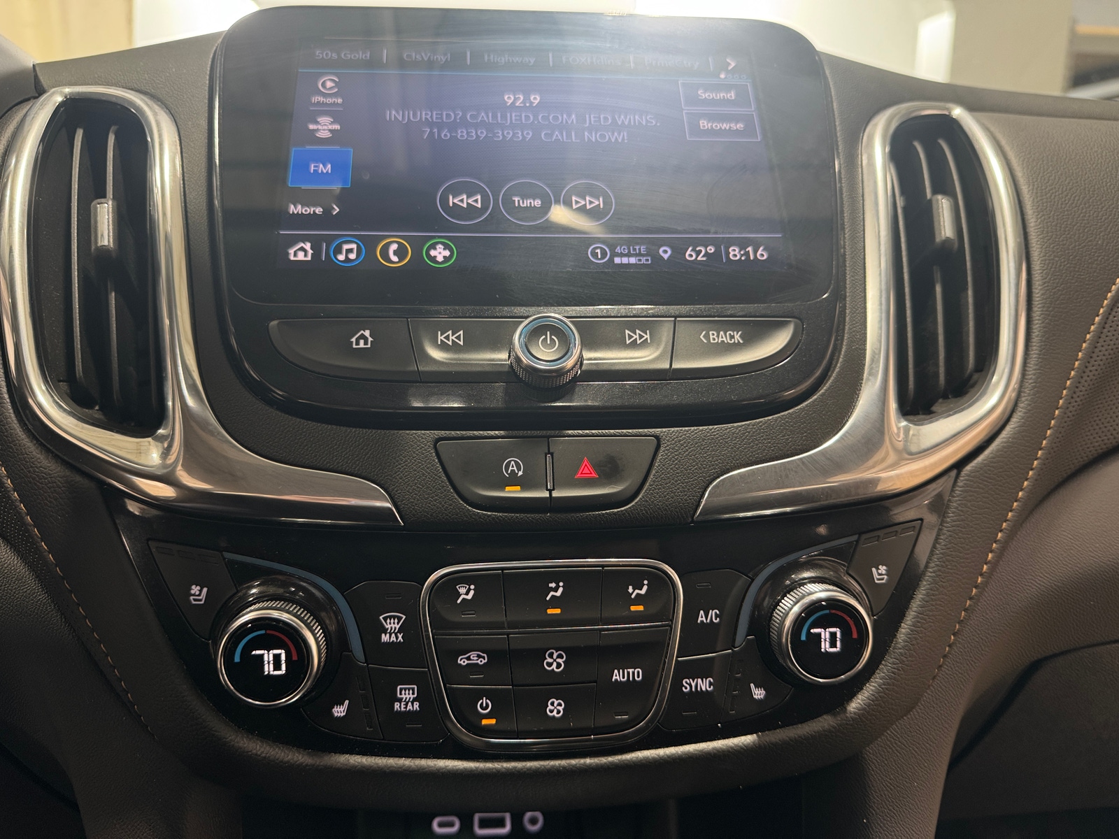 Thumbnail: 2022 Chevrolet Equinox - 3