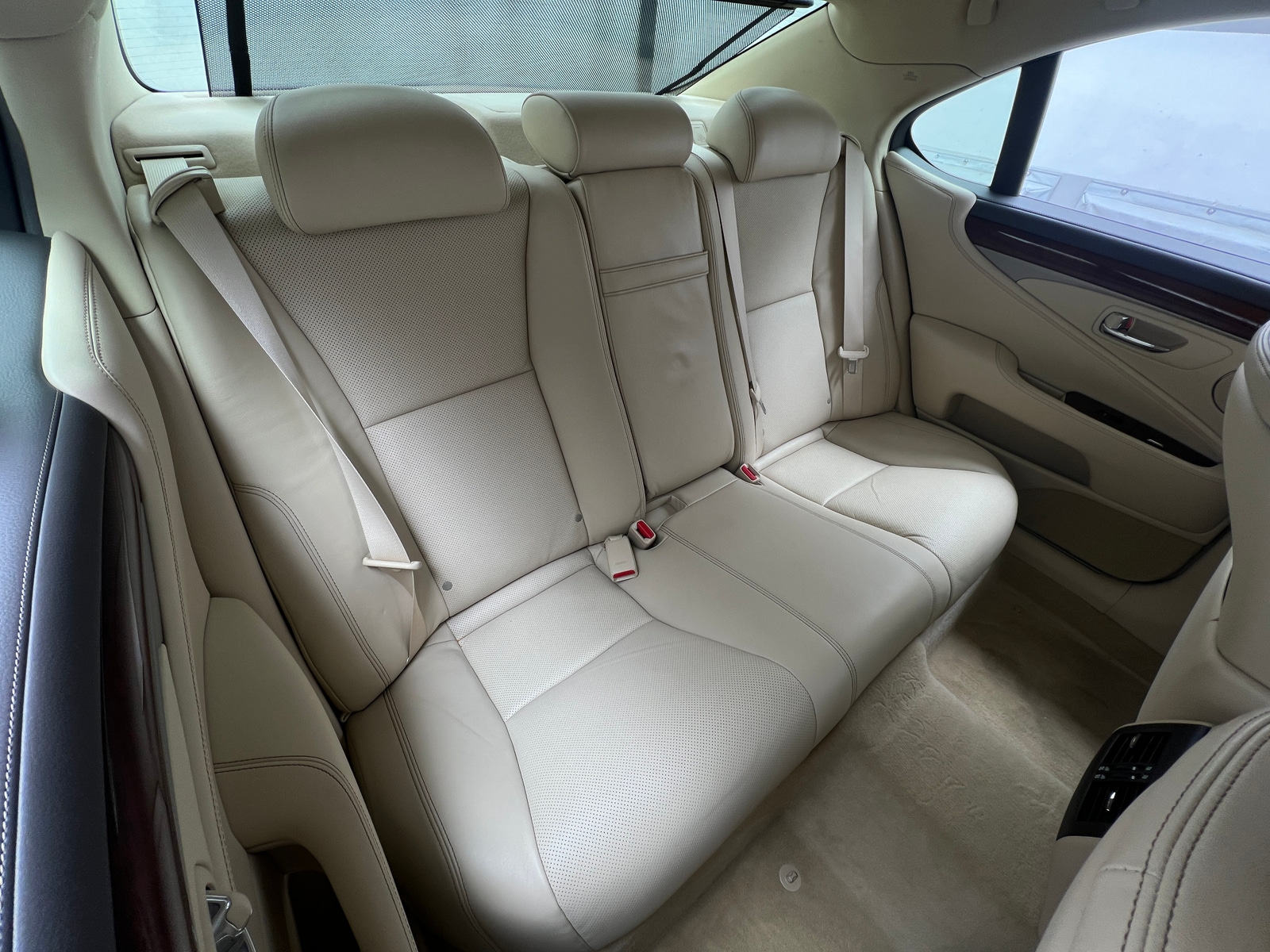 Thumbnail: 2013 Lexus LS - 5