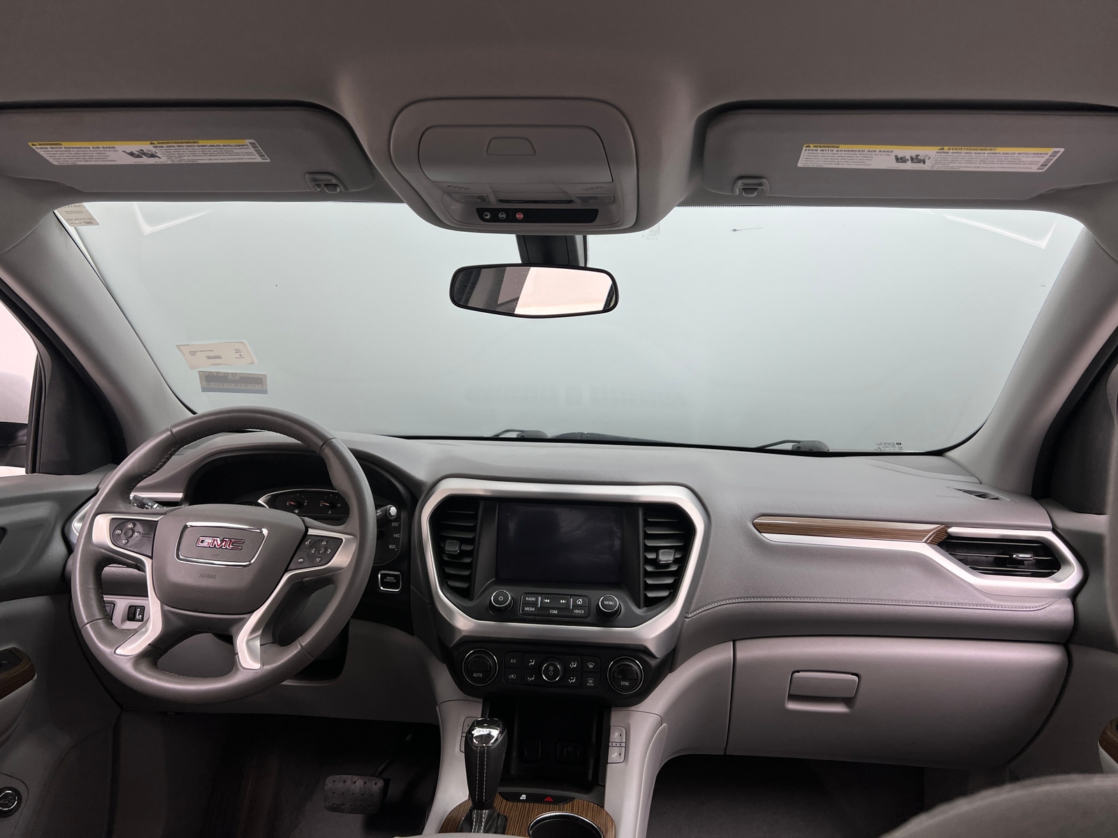 Thumbnail: 2017 GMC Acadia - 3