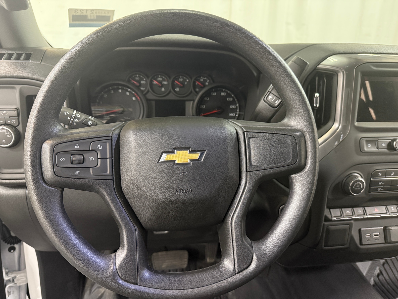Thumbnail: 2025 Chevrolet Silverado 1500 - 5