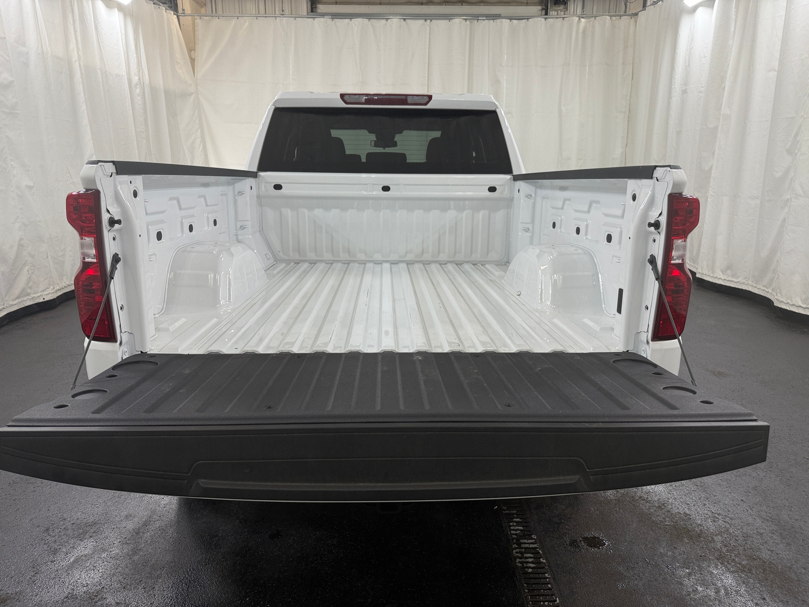 Thumbnail: 2025 Chevrolet Silverado 1500 - 7