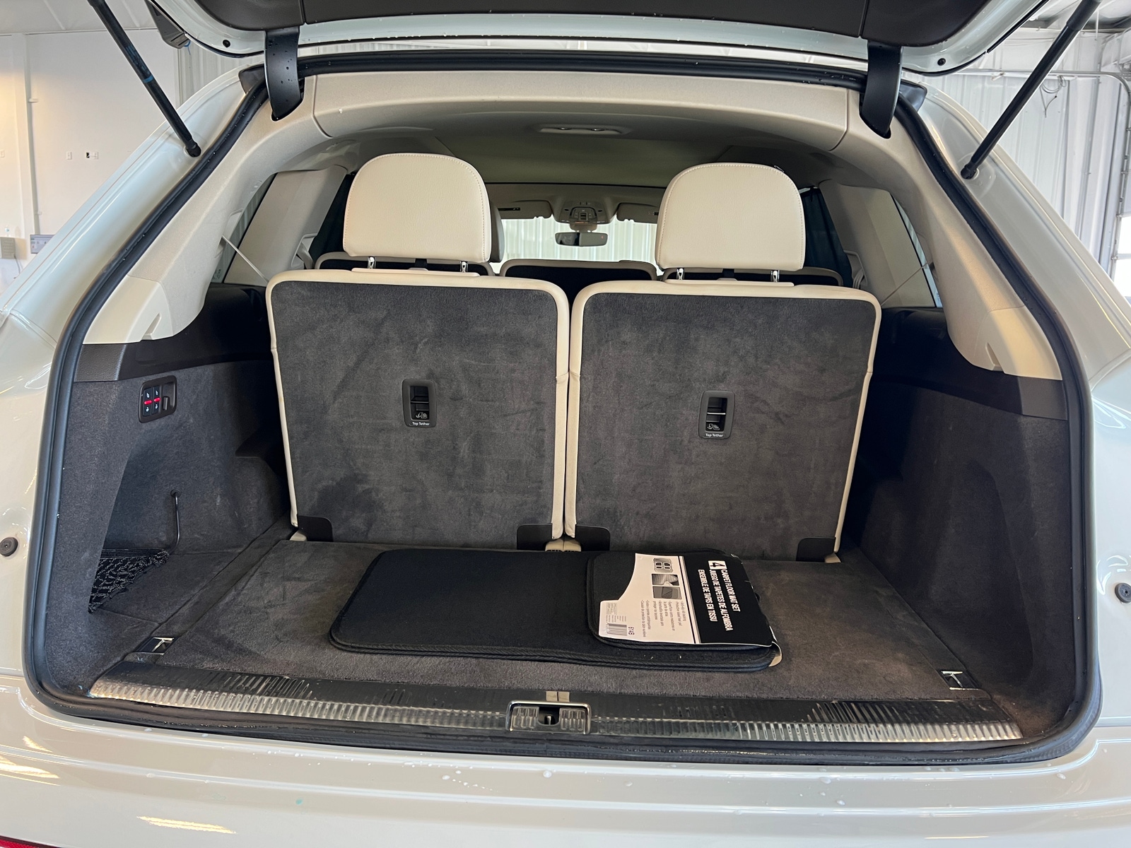 Thumbnail: 2017 Audi Q7 - 6