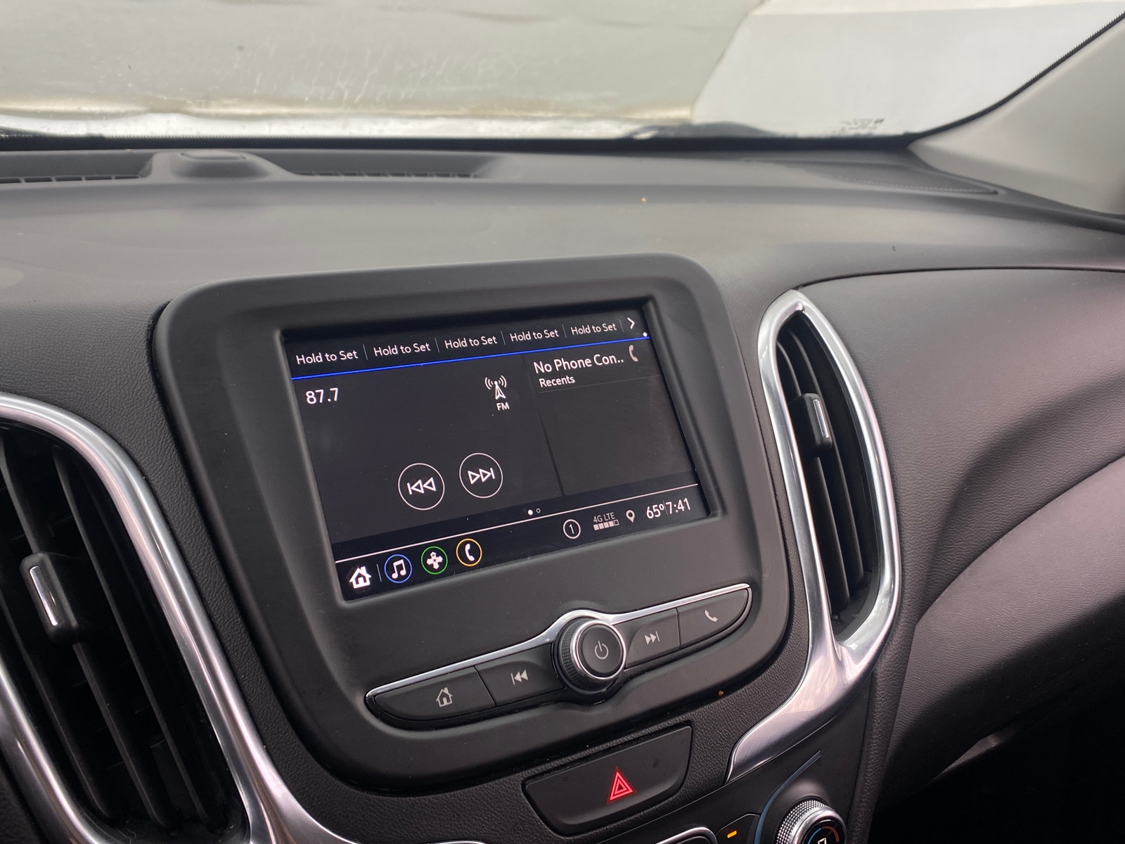 Thumbnail: 2021 Chevrolet Equinox - 4