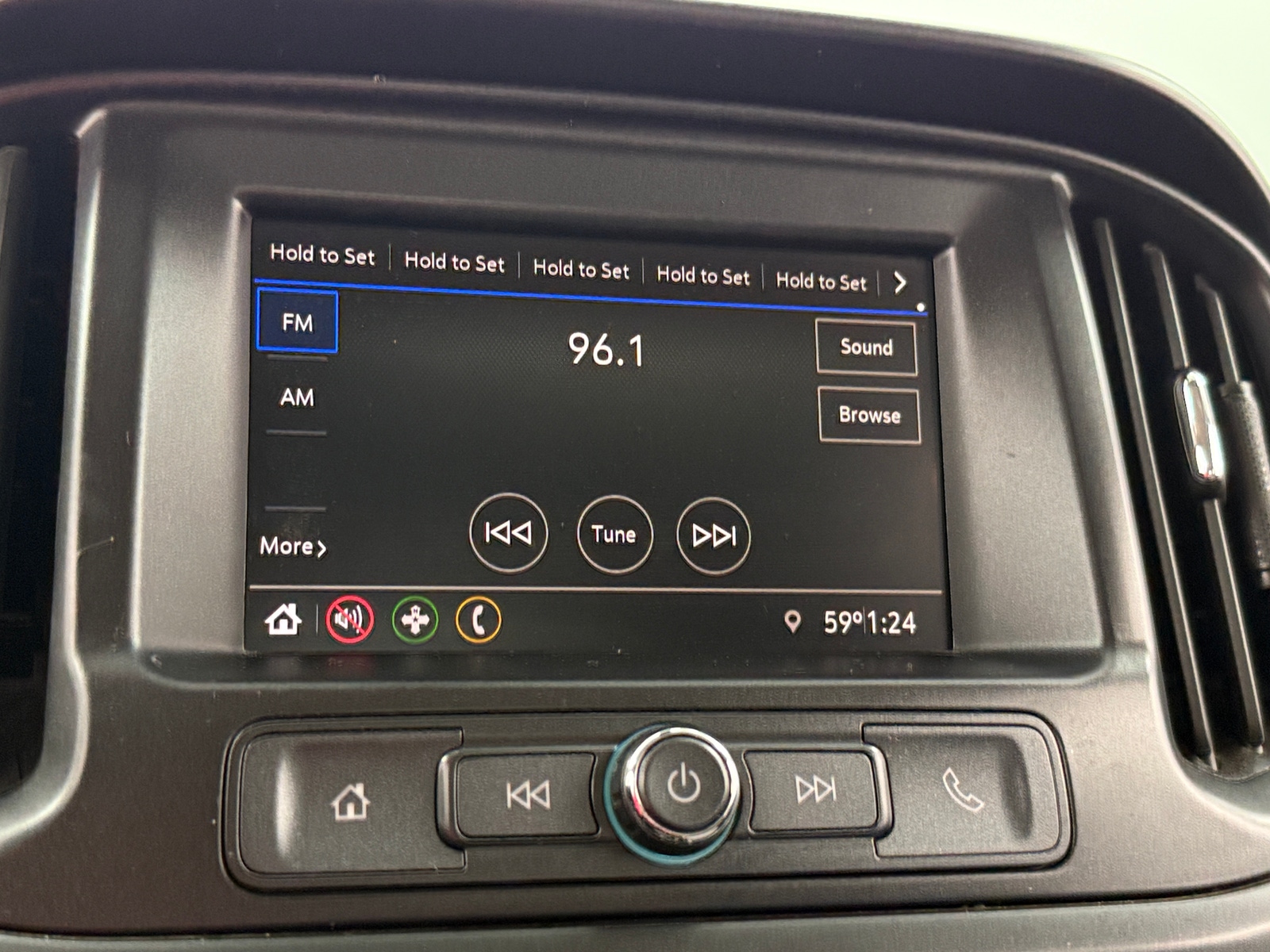 Thumbnail: 2020 Chevrolet Colorado - 4