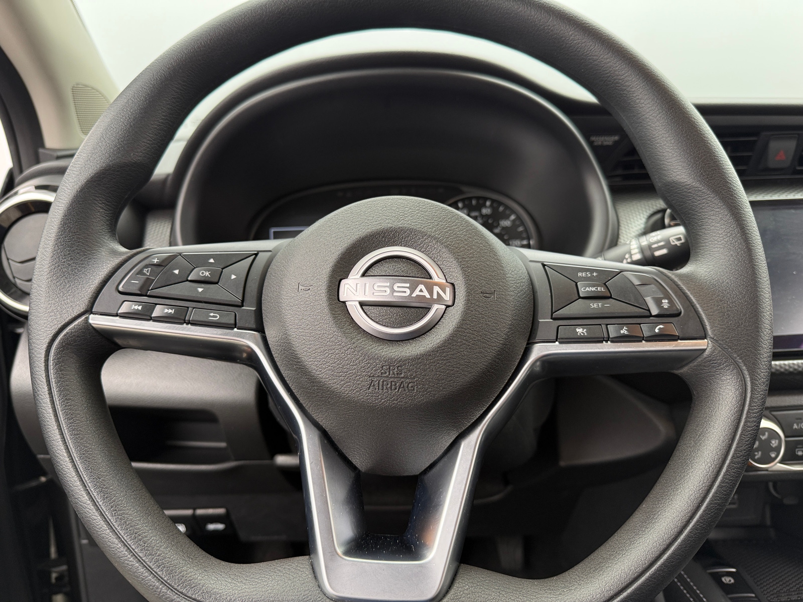 Thumbnail: 2024 Nissan Kicks - 5