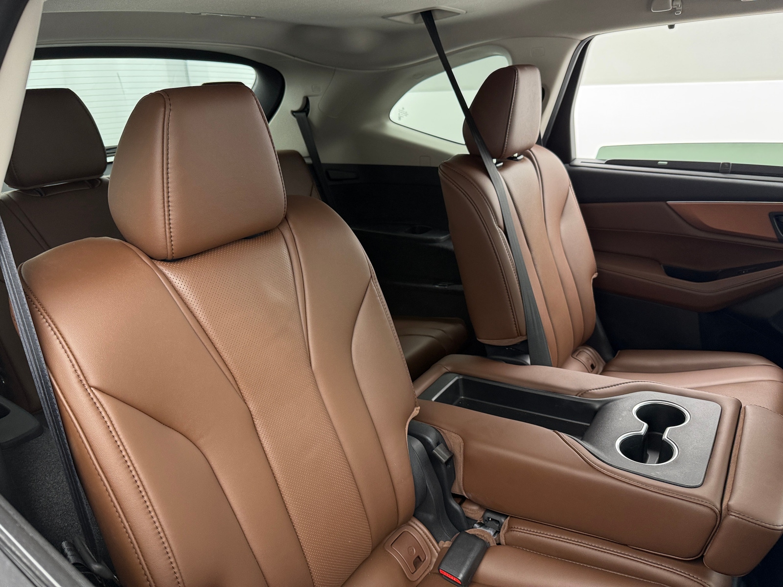 Thumbnail: 2022 Acura MDX - 6