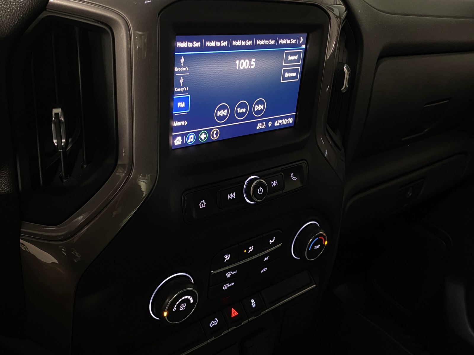 Thumbnail: 2020 Chevrolet Silverado 1500 - 4