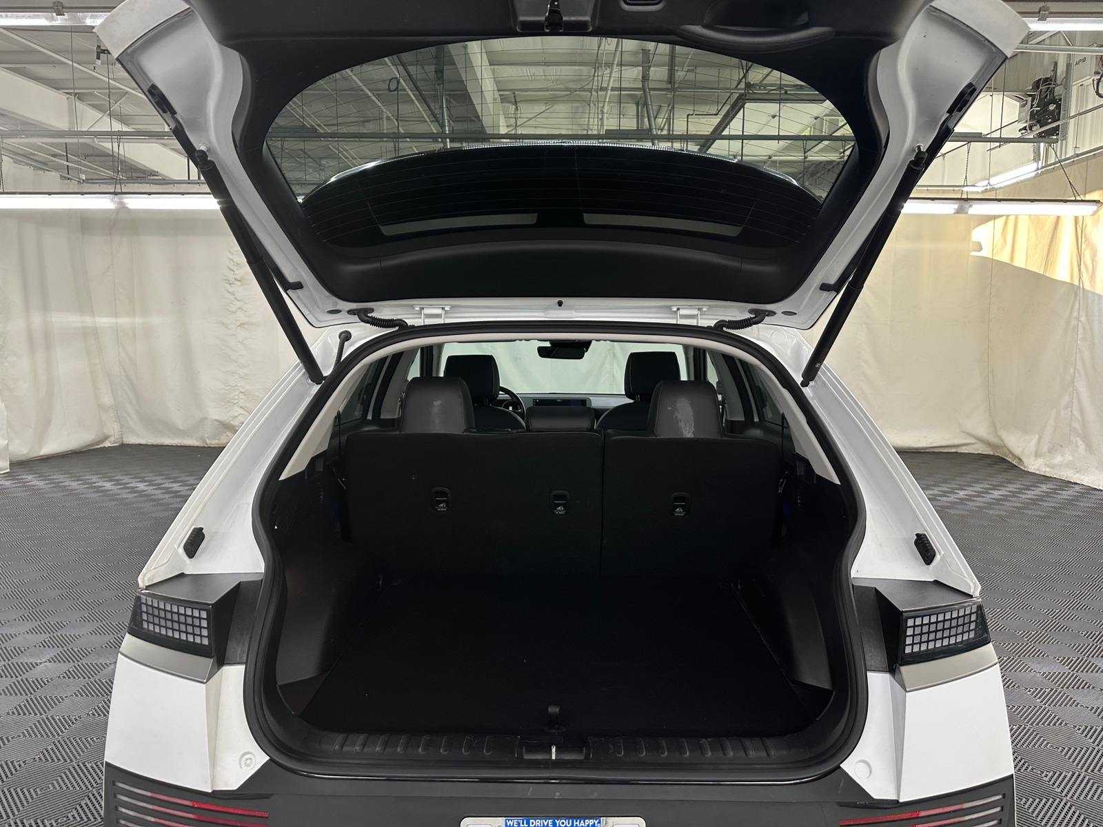 Thumbnail: 2023 Hyundai Ioniq 5 - 7