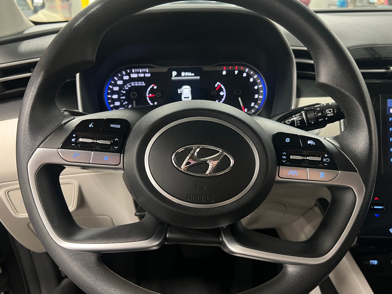 Thumbnail: 2024 Hyundai Tucson - 5