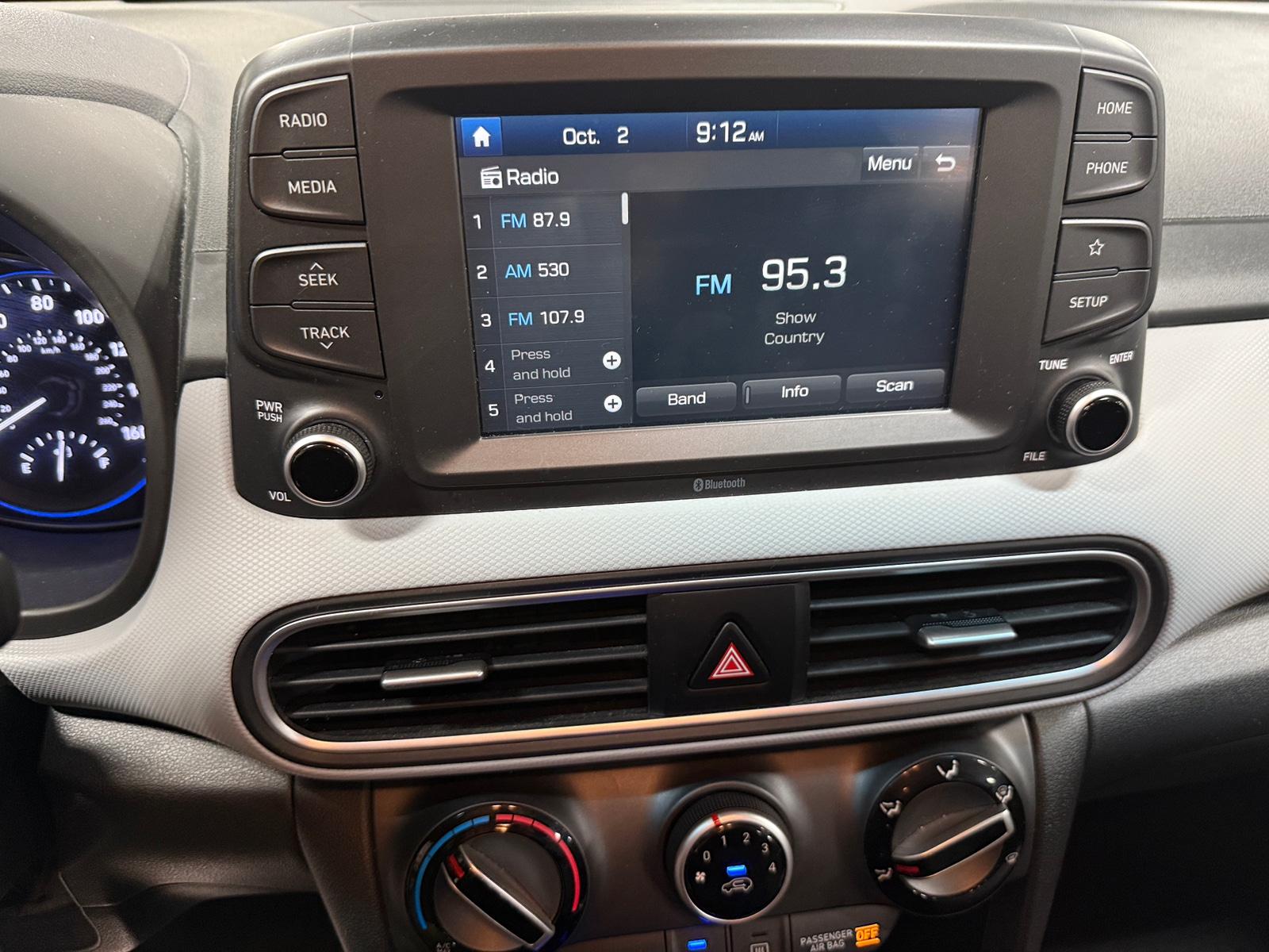 Thumbnail: 2020 Hyundai Kona - 4