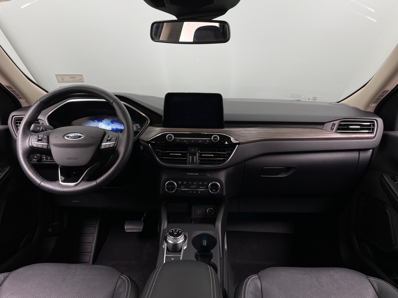 Thumbnail: 2020 Ford Escape - 2