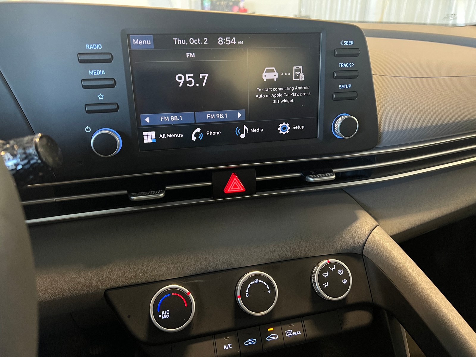 Thumbnail: 2025 Hyundai Elantra - 4