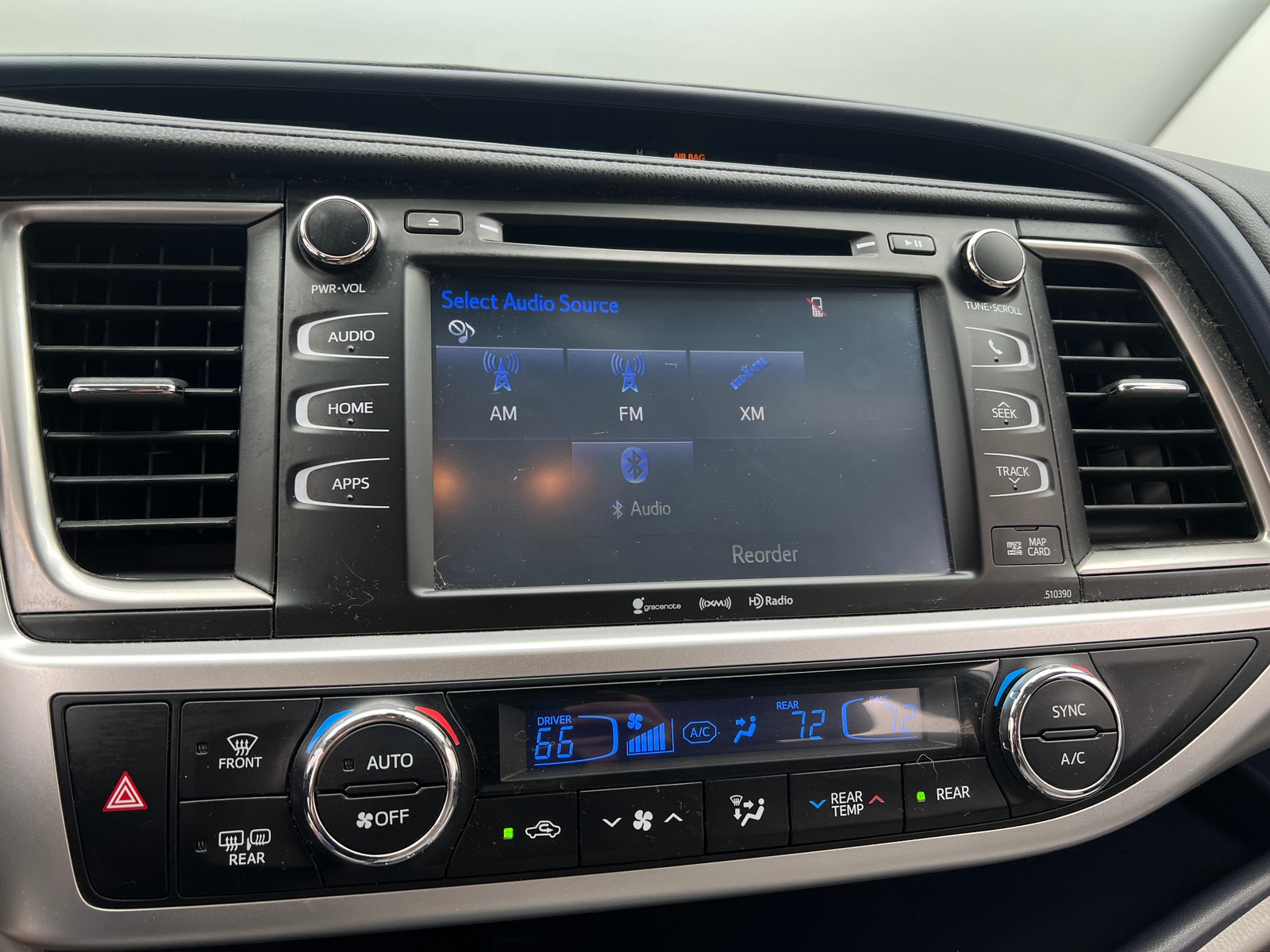 Thumbnail: 2019 Toyota Highlander - 3