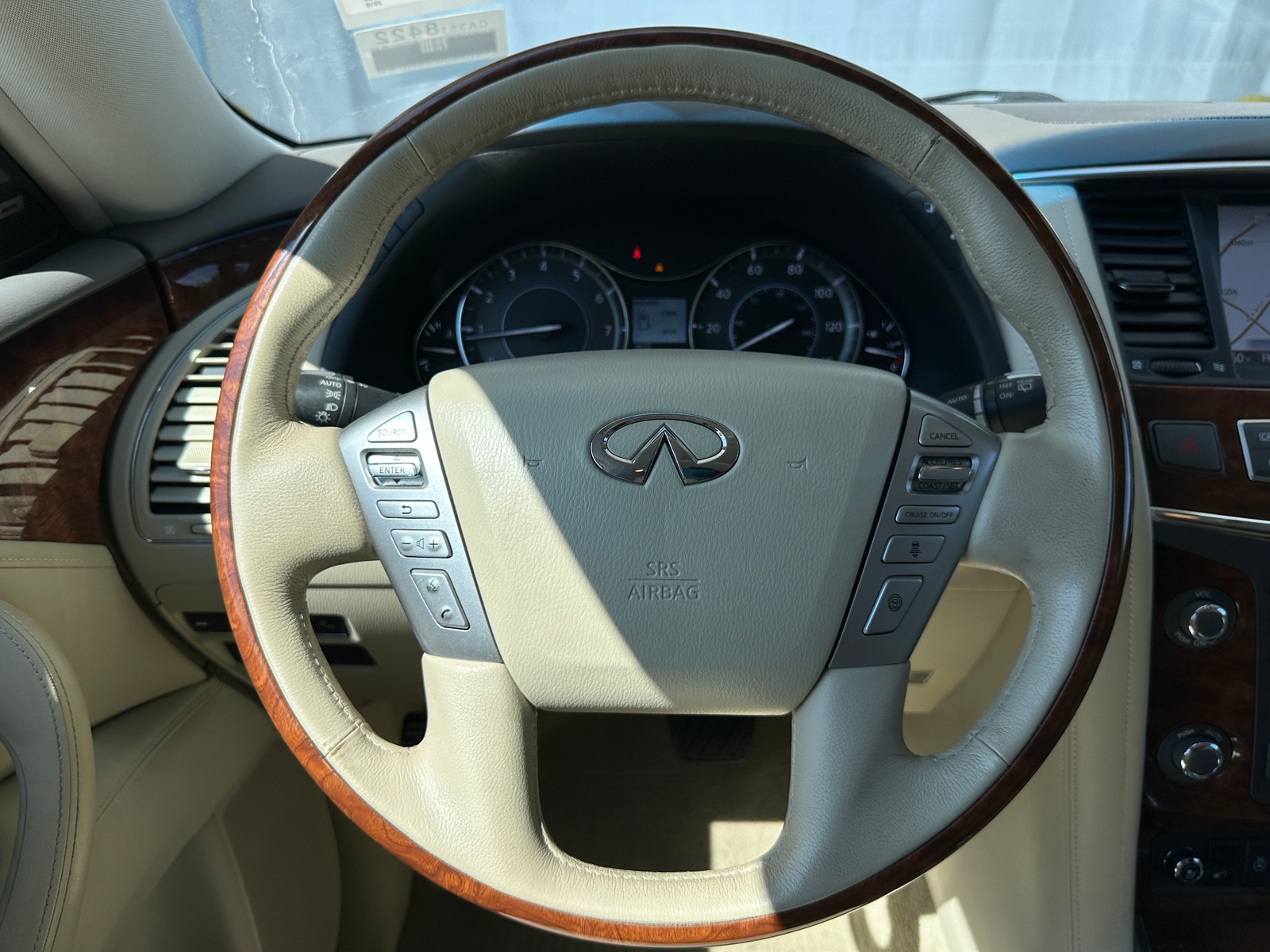 Thumbnail: 2016 INFINITI QX80 - 4