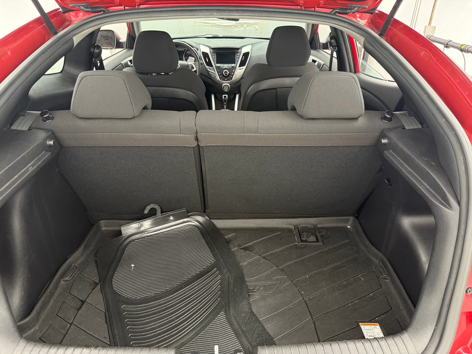 Thumbnail: 2015 Hyundai Veloster - 5