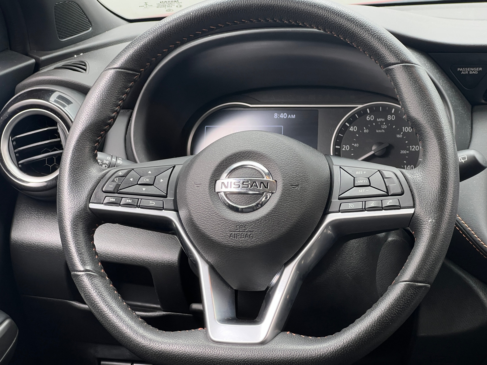 Thumbnail: 2020 Nissan Kicks - 4