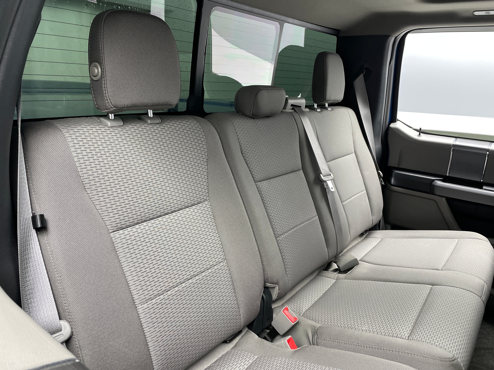 Thumbnail: 2019 Ford Econoline - 6