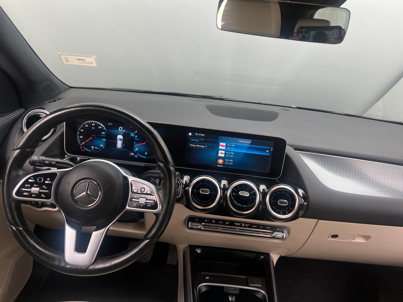 Thumbnail: 2021 Mercedes-Benz GLA - 2